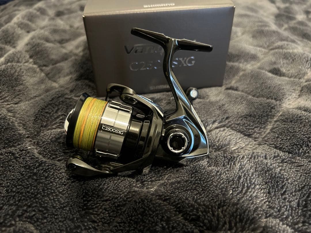 美品　SHIMANO Vanquish C2500SXG