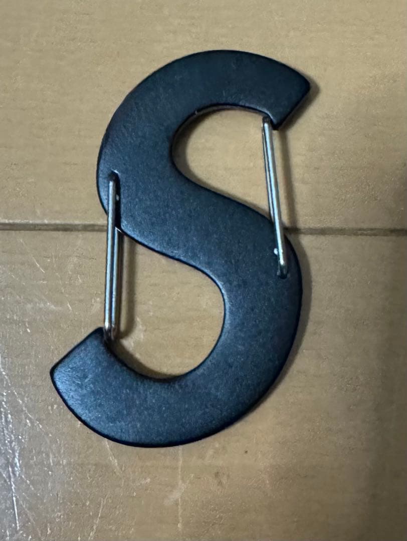 小物 supreme Nite Ize logo Keychain