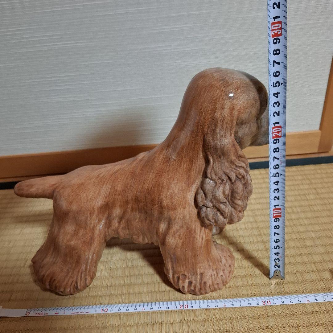 陶器製犬の置物