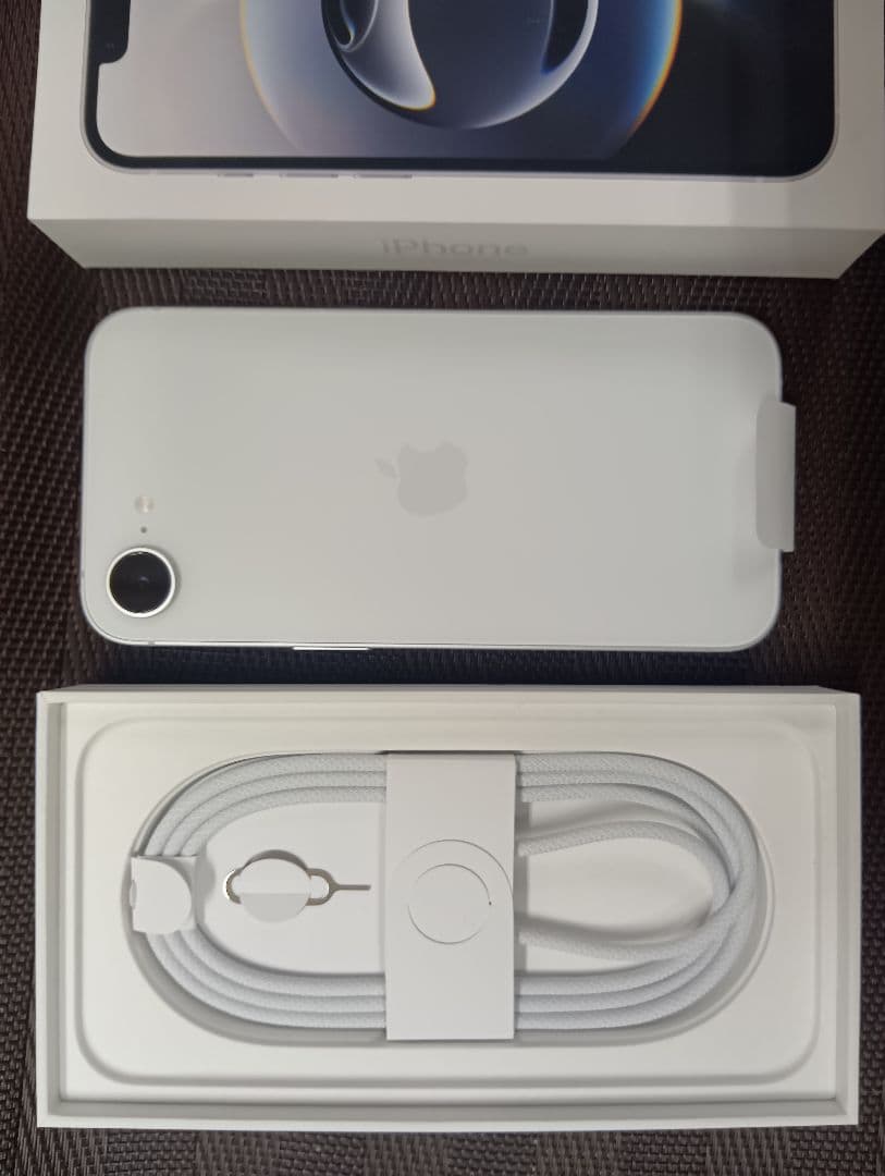 【新品】iPhone16e 128GB ブラック SIMフリー 本体　新品