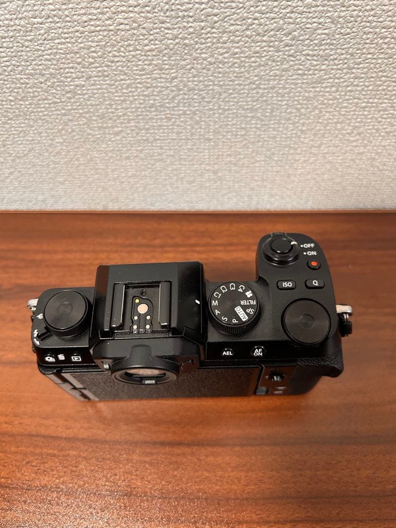 【おまけ付き】Fujifilm X-S10 ミラーレス一眼 本体