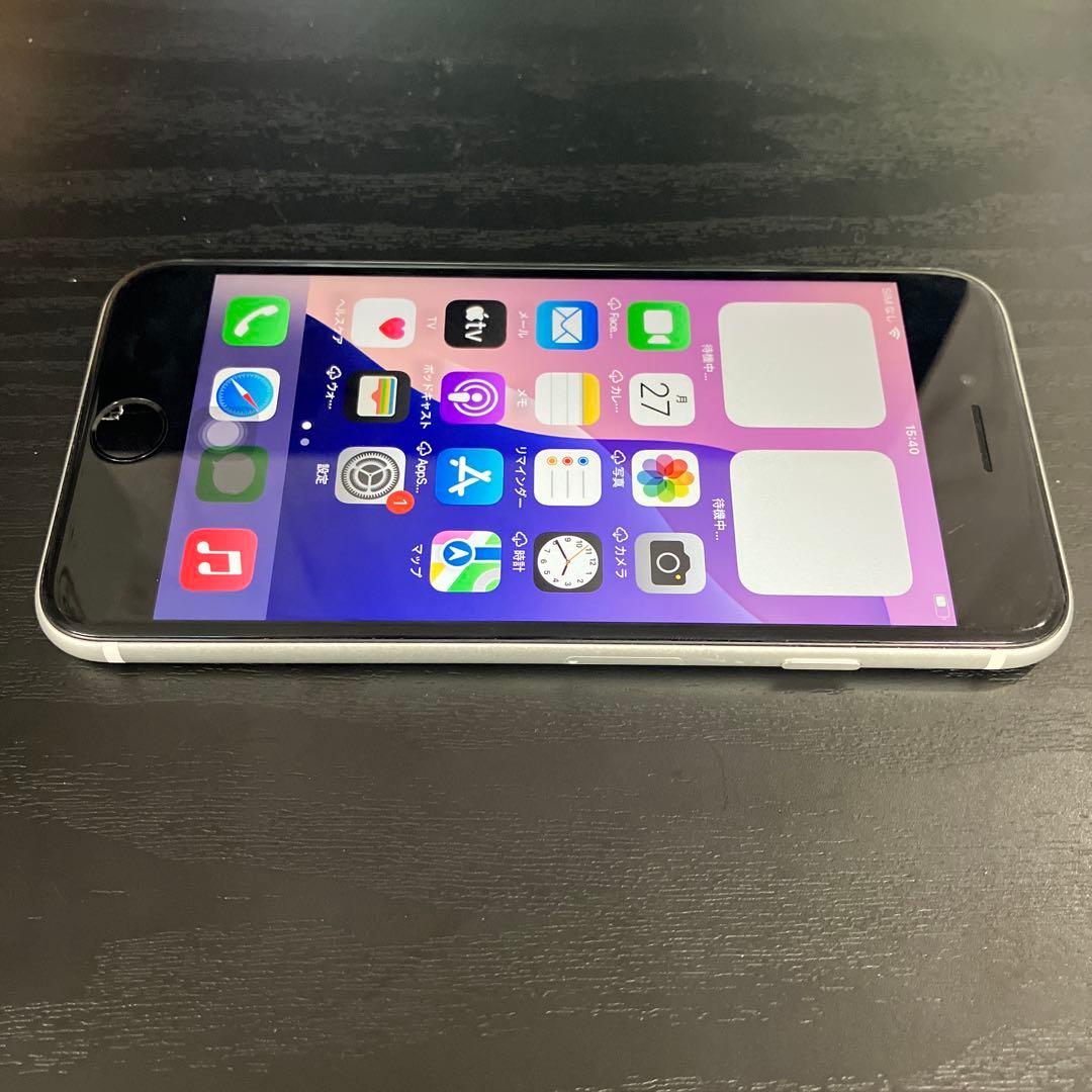 Apple iPhone SE2 64GB ホワイト