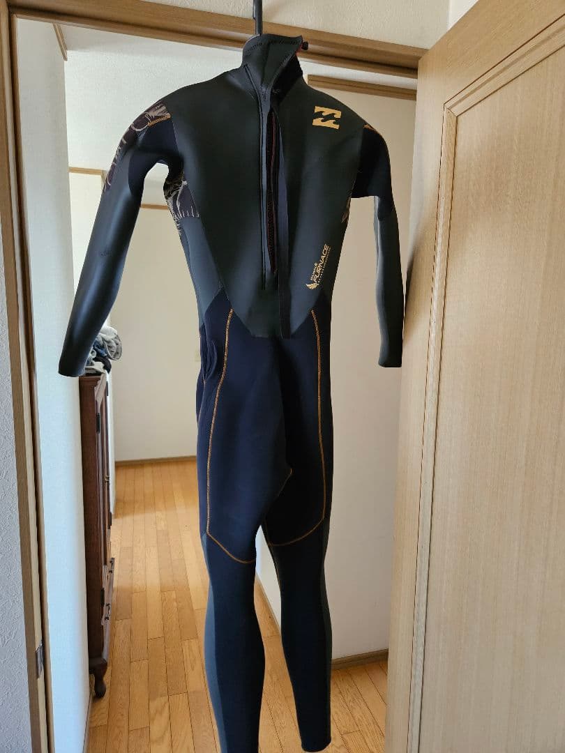BILLABONG ウェットスーツ　3mm　サイズML