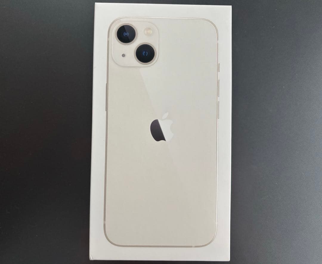 り*う様 【年内削除】iPhone13 ホワイト 付属品完備