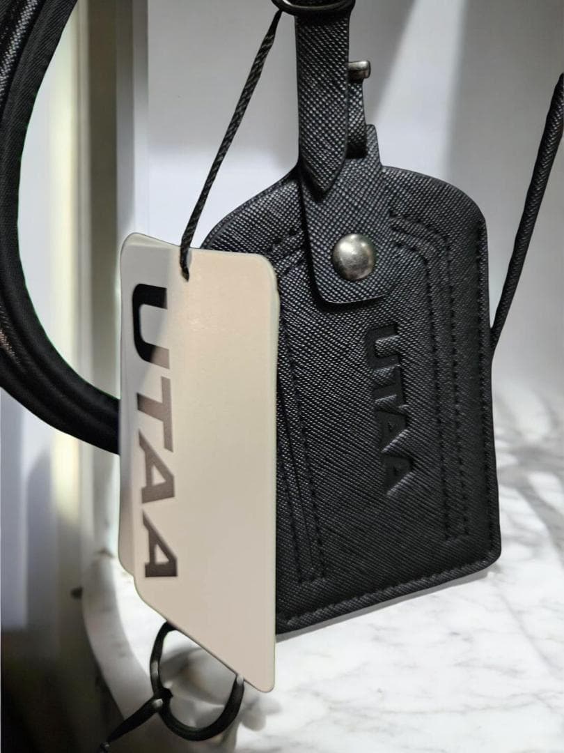 新品未使用展示品　超高級UTAA 超お買い得・プレミアゴージャスなキャディバッグ