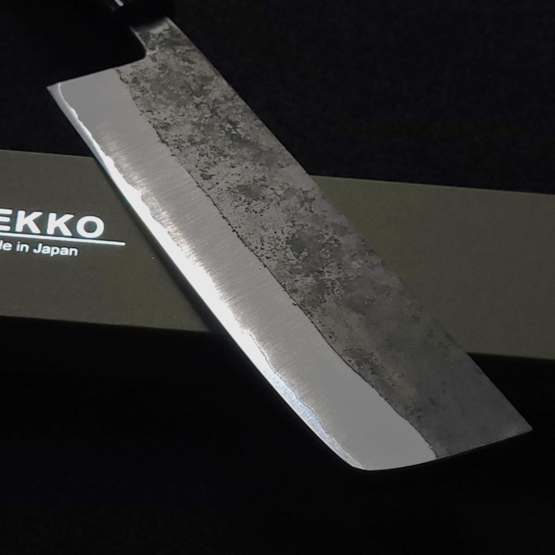 青紙２号クラッド　黒打　菜切型万能包丁160㎜　焼柄　G1635