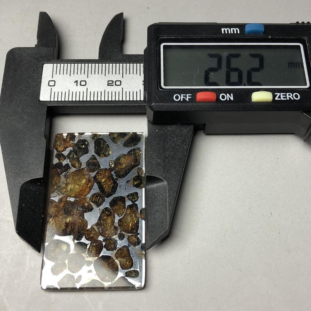 パラサイト隕石 隕石　石鉄隕石　セリコ隕石 美品　重さ約6ｇ　ケース付