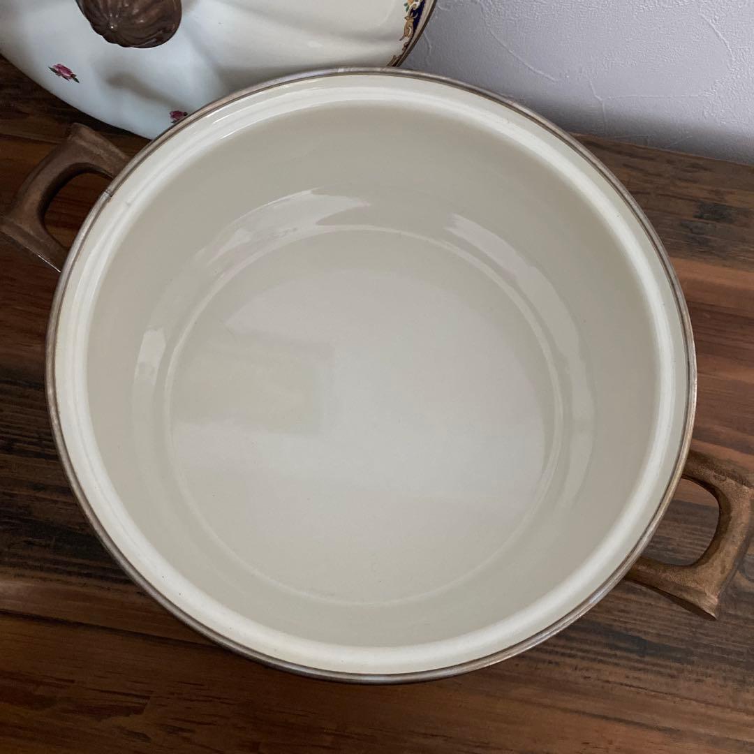 ラ*ネ様 希少　西ドイツ製　ASTA（Fissler)ホーロー両手鍋　バラ柄　ヴ