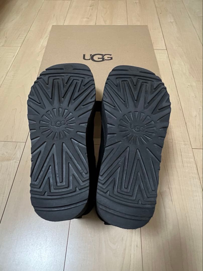 週末限定★UGG クラシックミニ　黒　厚底　暖かい♡ ブーツ