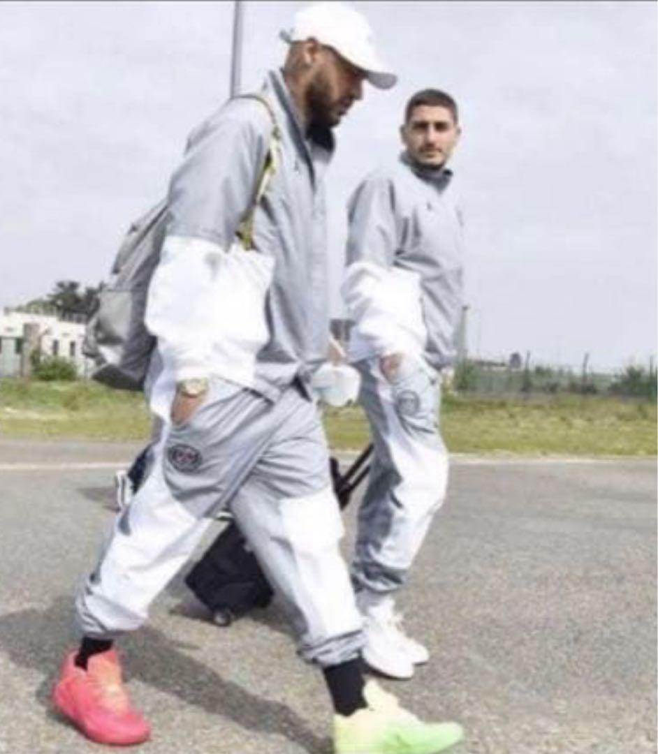 PSG jordan フライトスーツ　ナイロン　ジャケット　ネイマール着用