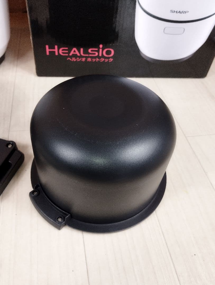 美品　 SHARP ヘルシオホットクックKN-HW10E-W