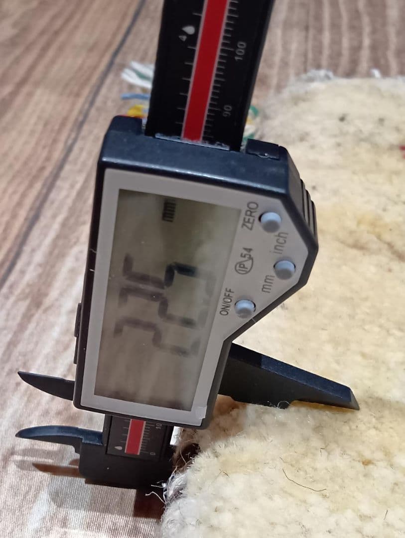 ペルシャ絨毯　ギャッベ　座布団　手織り　イラン(110)