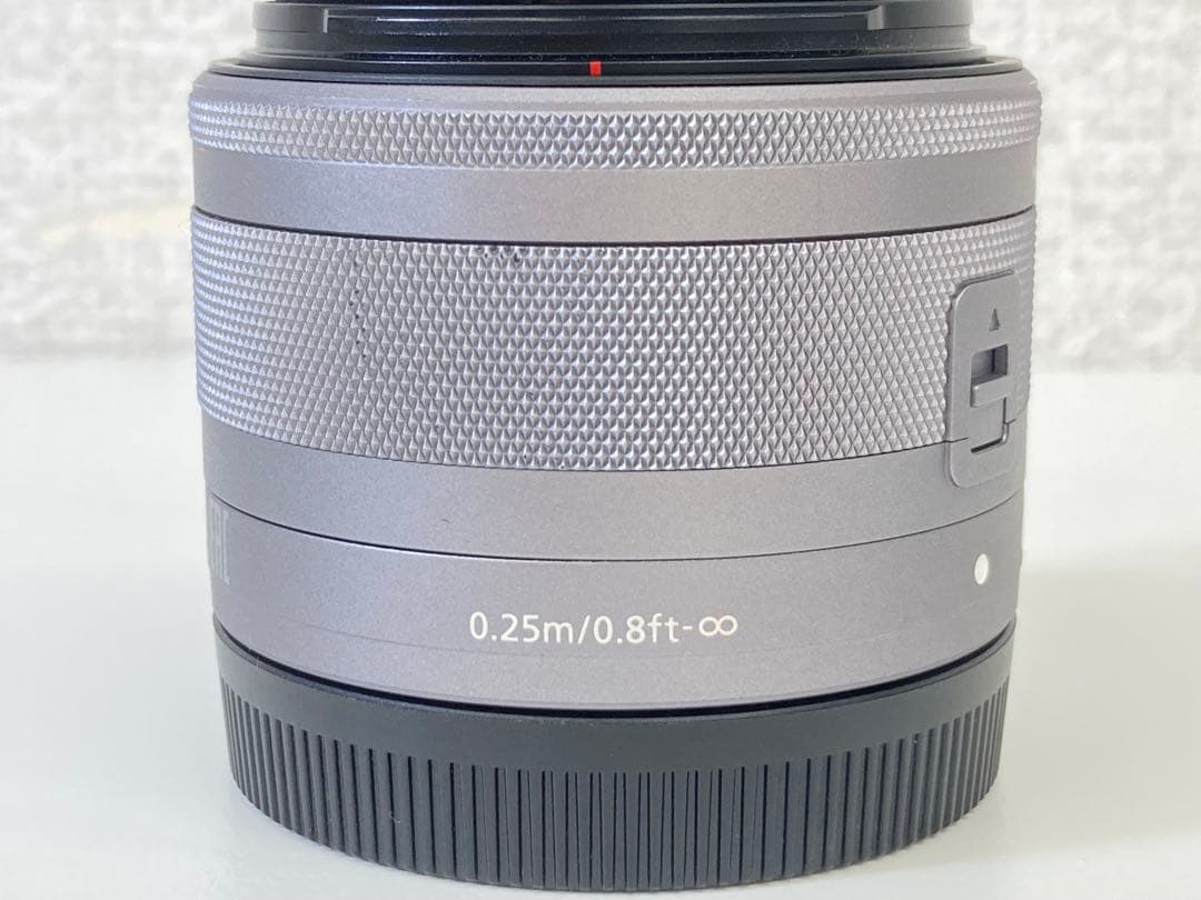 Canon キャノン EOS Kiss M ホワイトミラーレス一眼カメラ