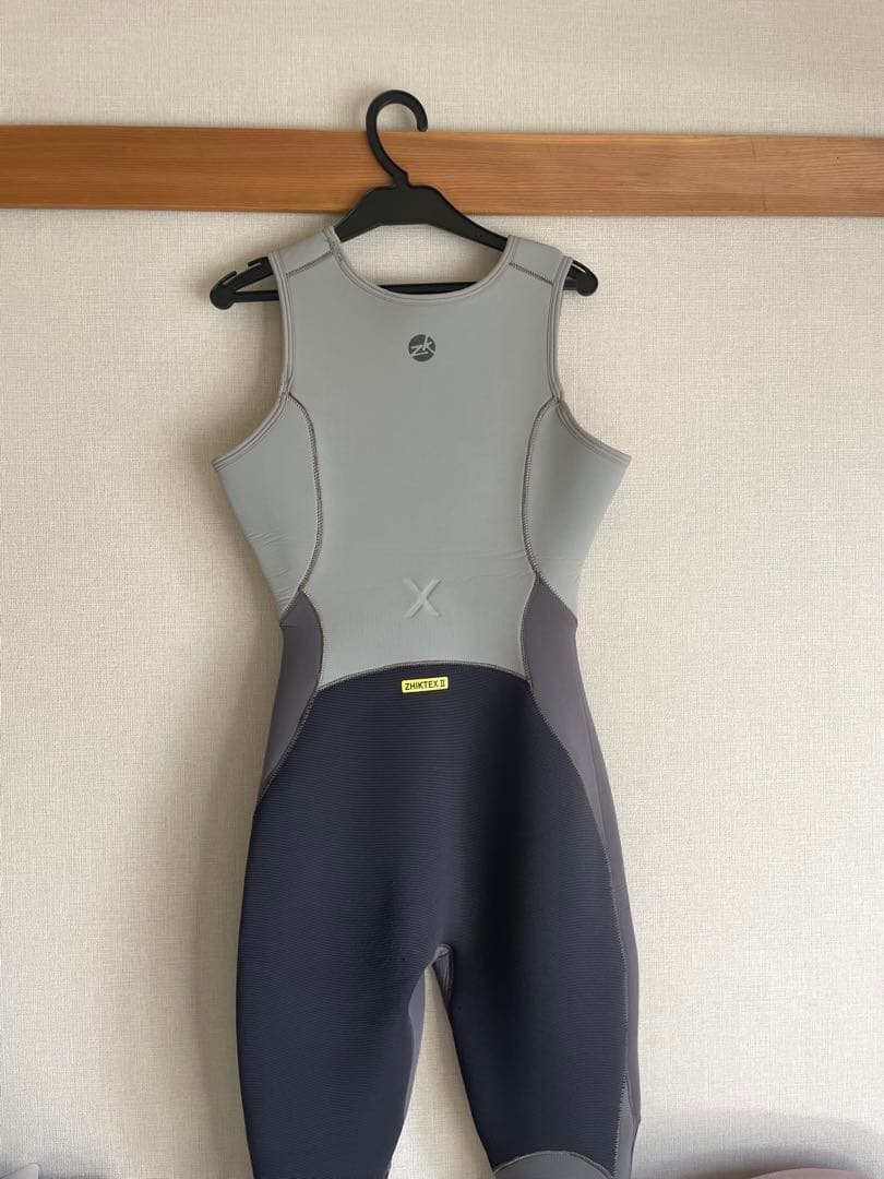 【美品】Zhik ザイク　スーパーウォーム　Women’s Sサイズ