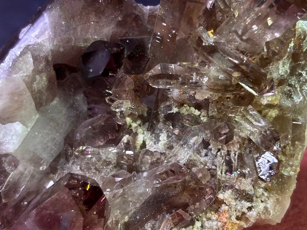 【超キラキラ透明】天然スモーキークォーツ 大きめクラスター 煙水晶(ブラジル産)