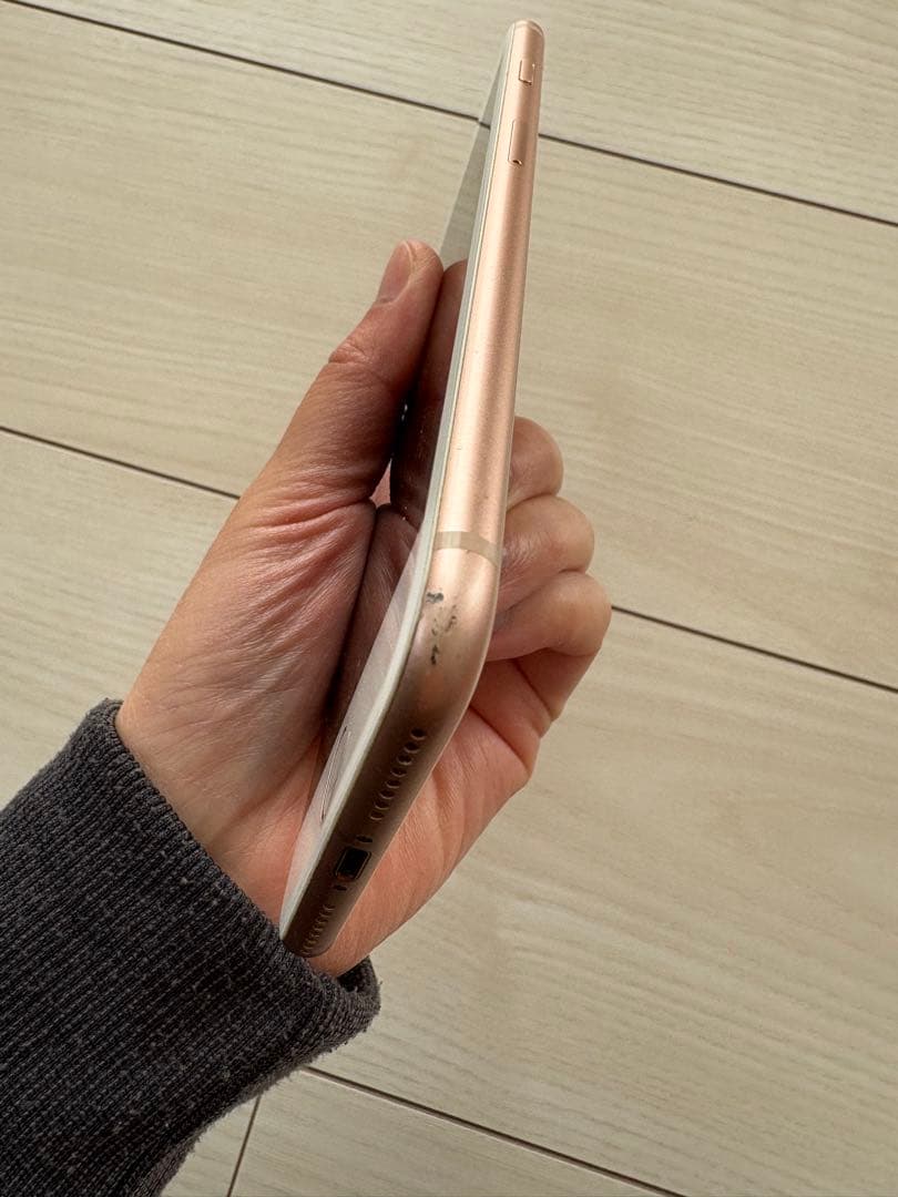 Apple iPhone 8 Plus ゴールド 256GB