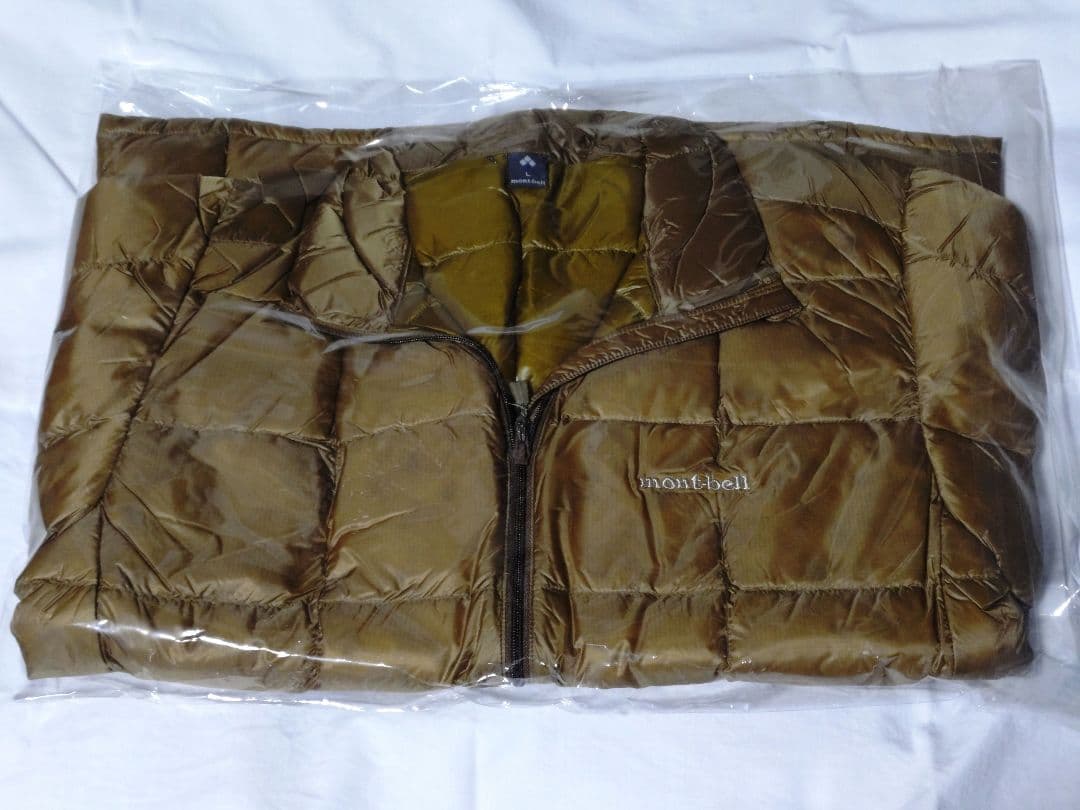 新品未開封　モンベル　mont-bell　スペリオダウンジャケット ブラウンＬ