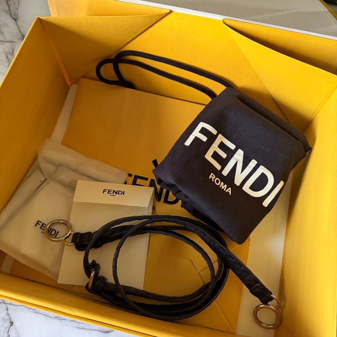 FENDI ピーカブー スモール ブラック セレリア 2WAY