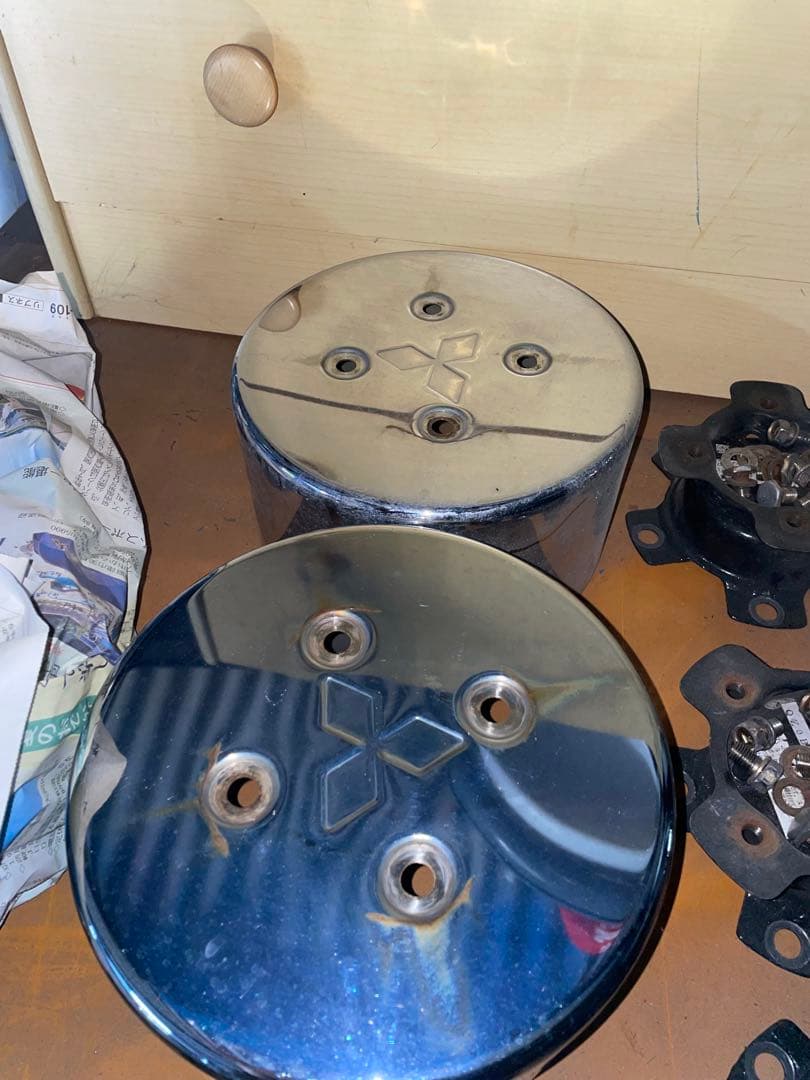 三菱 ふそう スーパーグレート 純正ホイールハブキャップ4個セット 低床 リア用