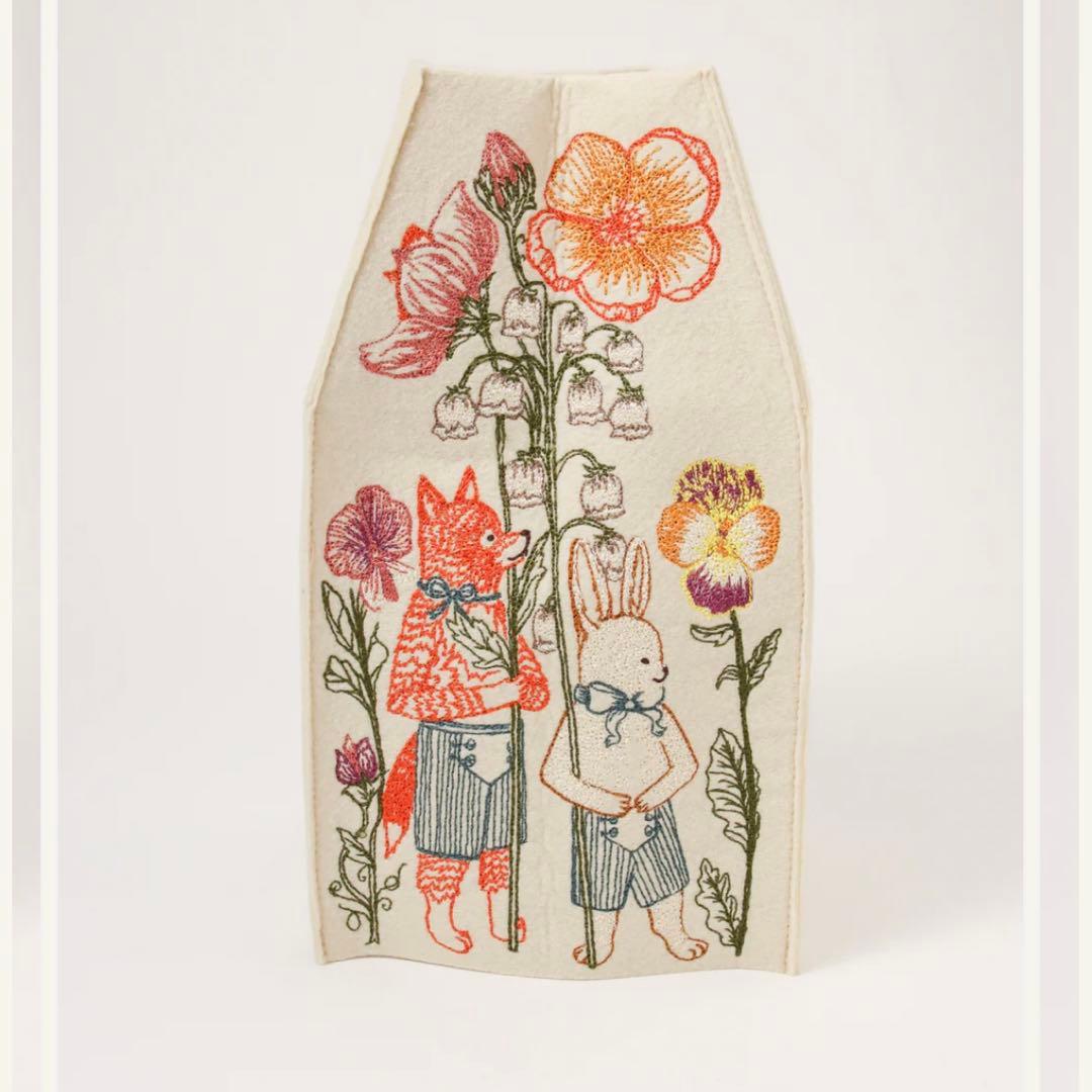 CORAL & TUSK ティシュBoxカバー Spring Parade