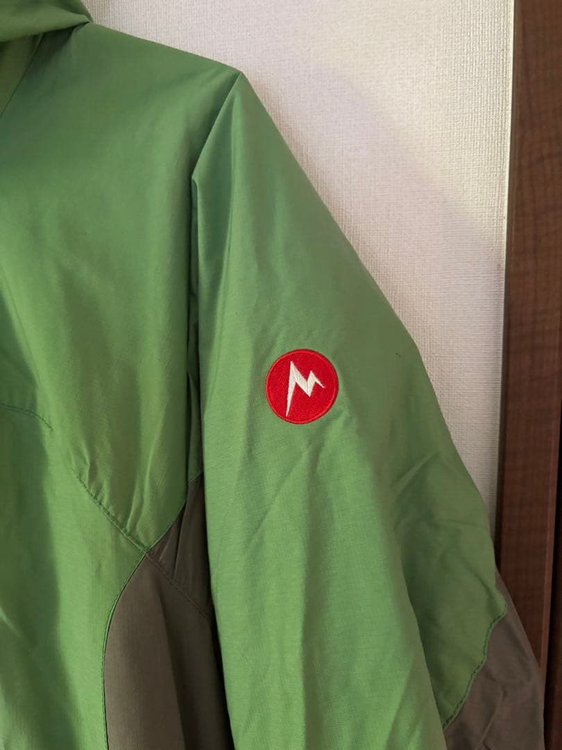 タイムセール‼️マムート　スキーウェア　スノーボードウェア中古　Marmot L