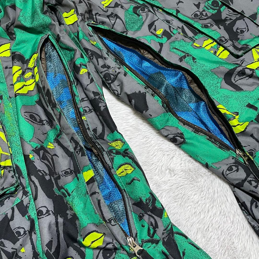 ボルコム　スキーウェア　ナイロンパンツ　総柄　ロゴ刺繍　タウンユース　XLサイズ