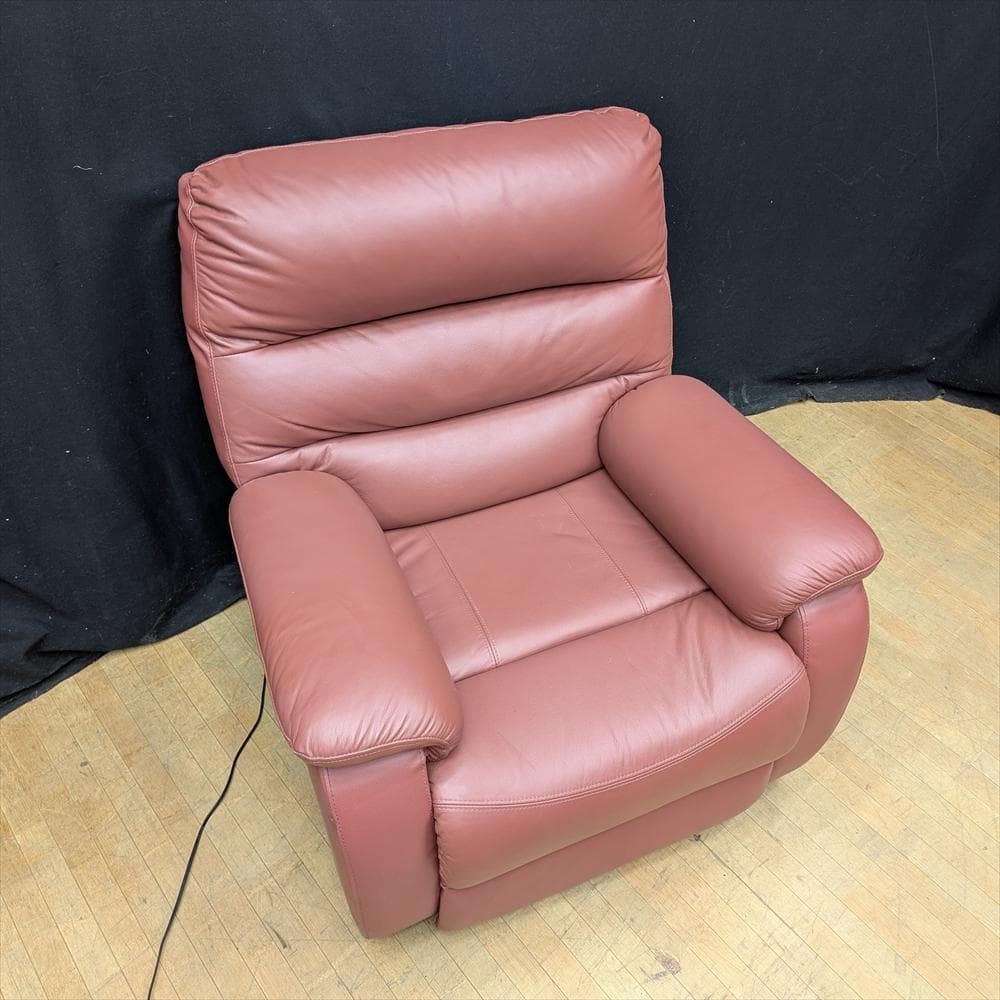 ニトリ　ビリーバ　本革　ハーフレザー　電動リクライニングソファ　一人掛け　B