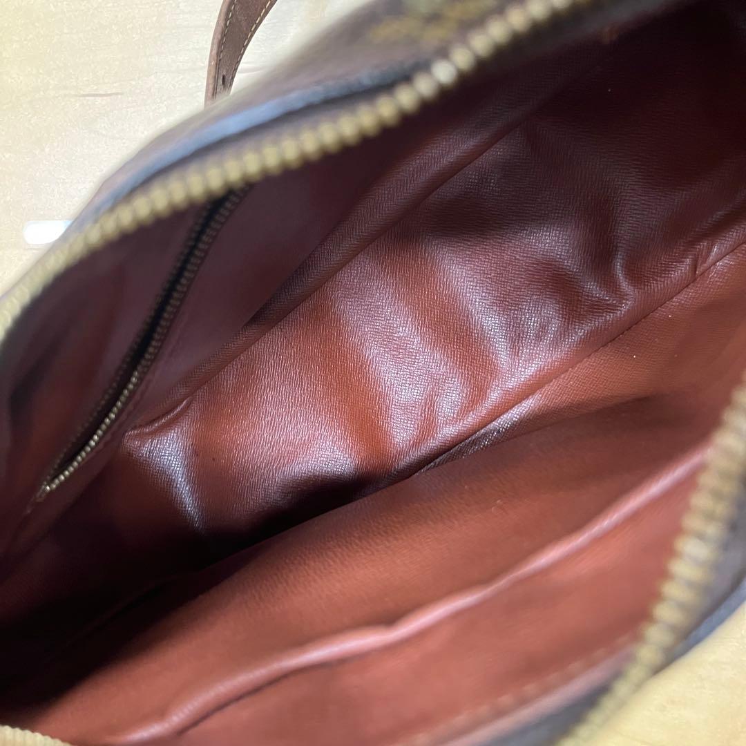 施雅英Louis Vuitton モノグラム ショルダーバッグ