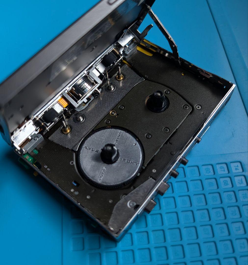 1987年式！　Sony　WM-F501　ウォークマン　カセットテープ　ソニー