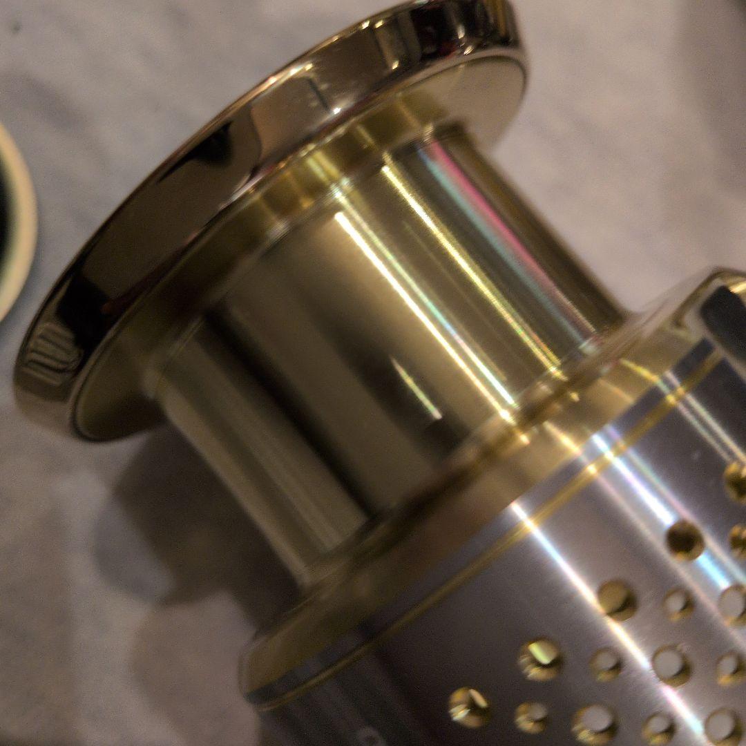 シマノ　ステラ　C3000 ＨG ＳD 83 Ｅ 未使用