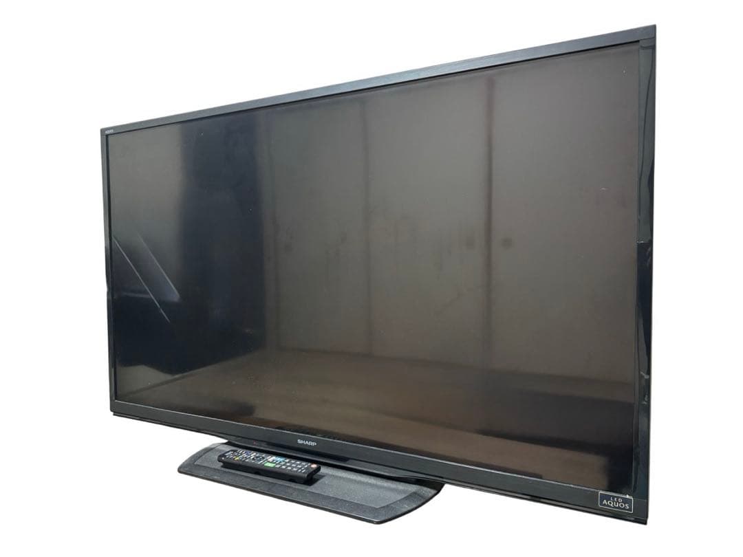 薄型液晶テレビ