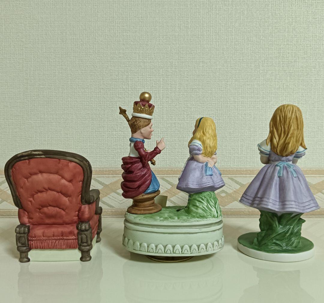 【希少品】不思議の国のアリス　陶器製フィギュア＆オルゴール　5品