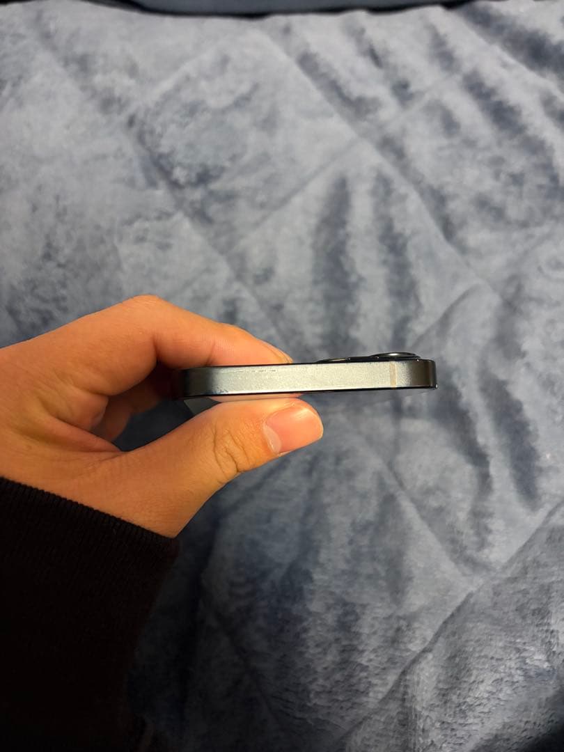 美品！！Apple iPhone 13 ミッドナイト 本体