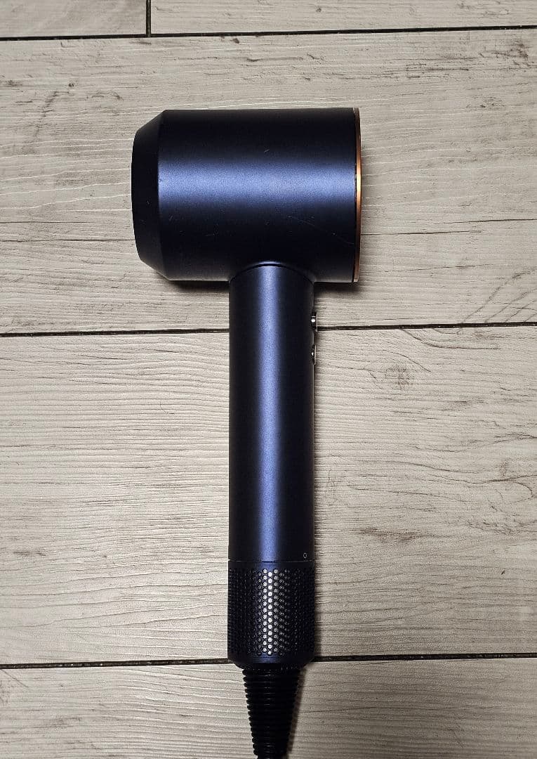 圧倒的最安　保証付　ダイソン　メンテナンス済　dyson hd08　ダークブルー