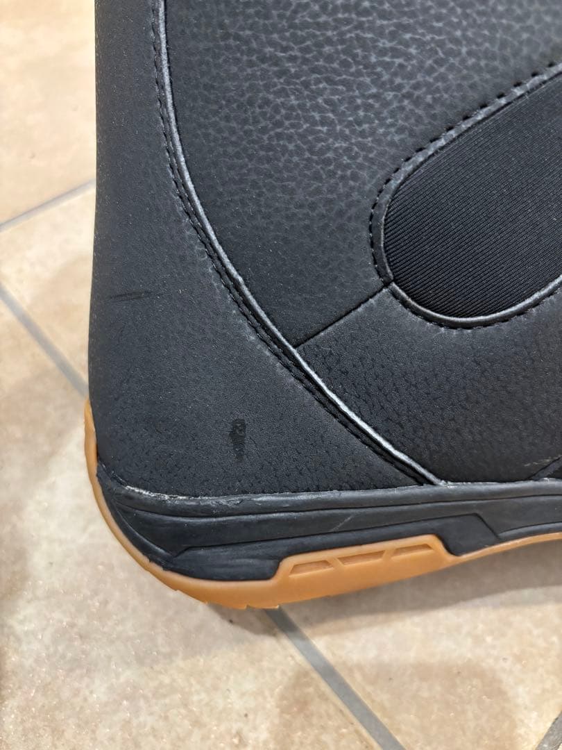 スノーボードブーツ 黒 ボアライニング