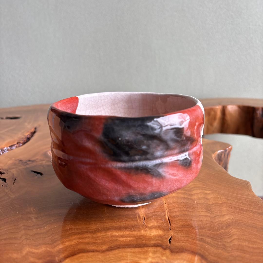前大徳積鷹 楽焼 掛糸茶碗 「銘 寿」 松楽造 抹茶碗　茶道具 共箱（165t）