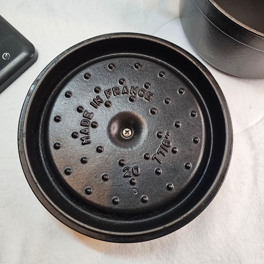 STAUB ストウブ 鋳鉄製 両手鍋 20cm 黒
