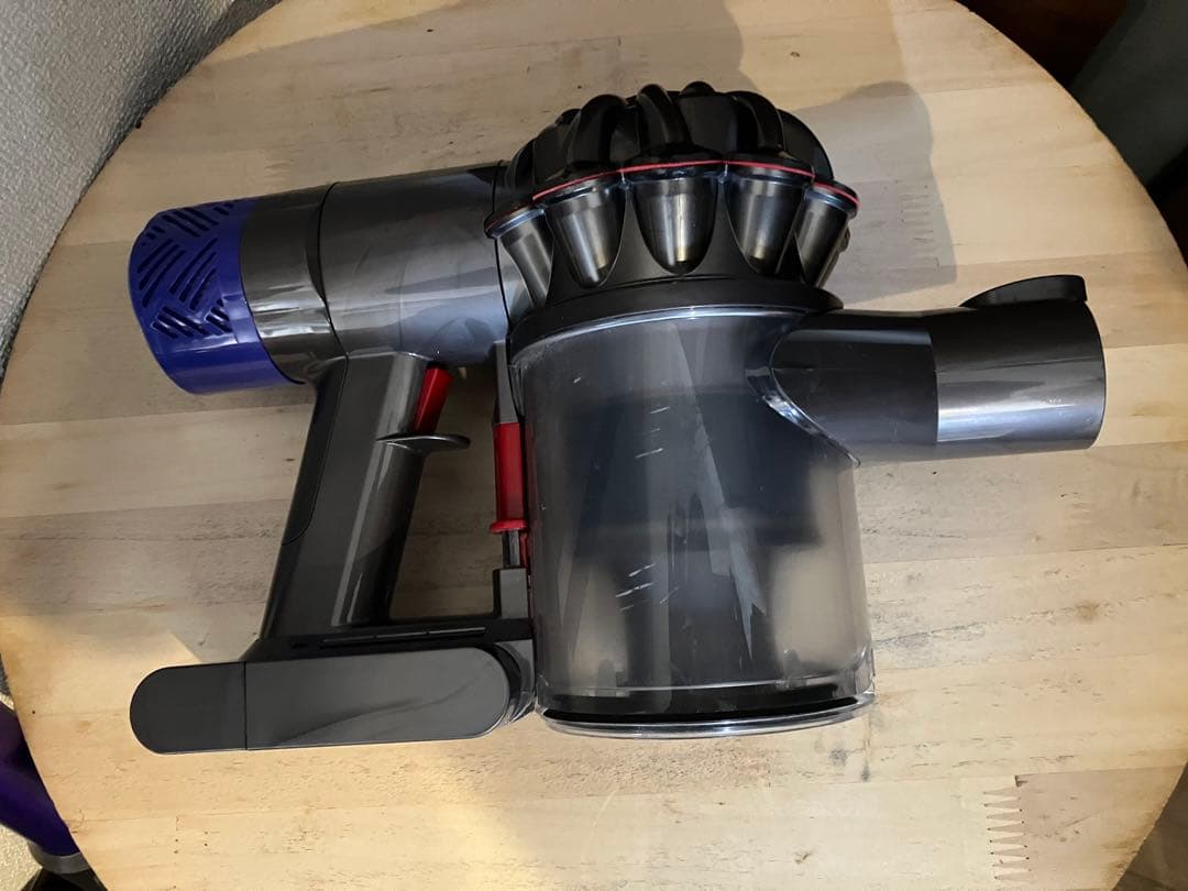 ダイソン V6 内部分解清掃済み 掃除機