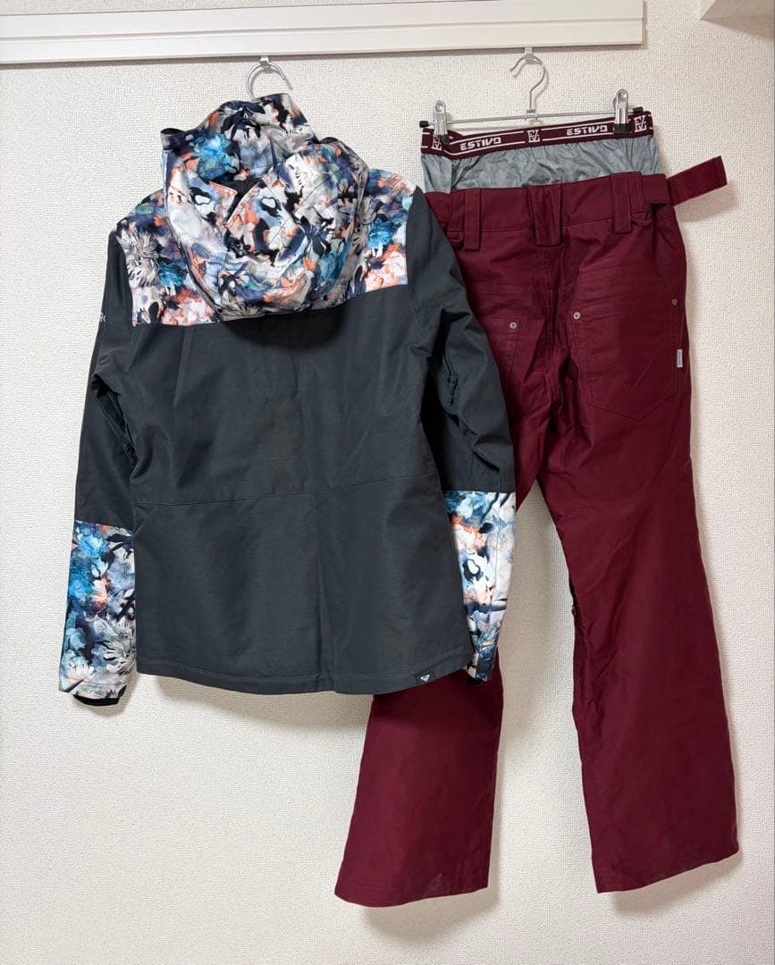 ロキシー　スキーウェアジャケット　エスティボ　スキーウェアパンツ