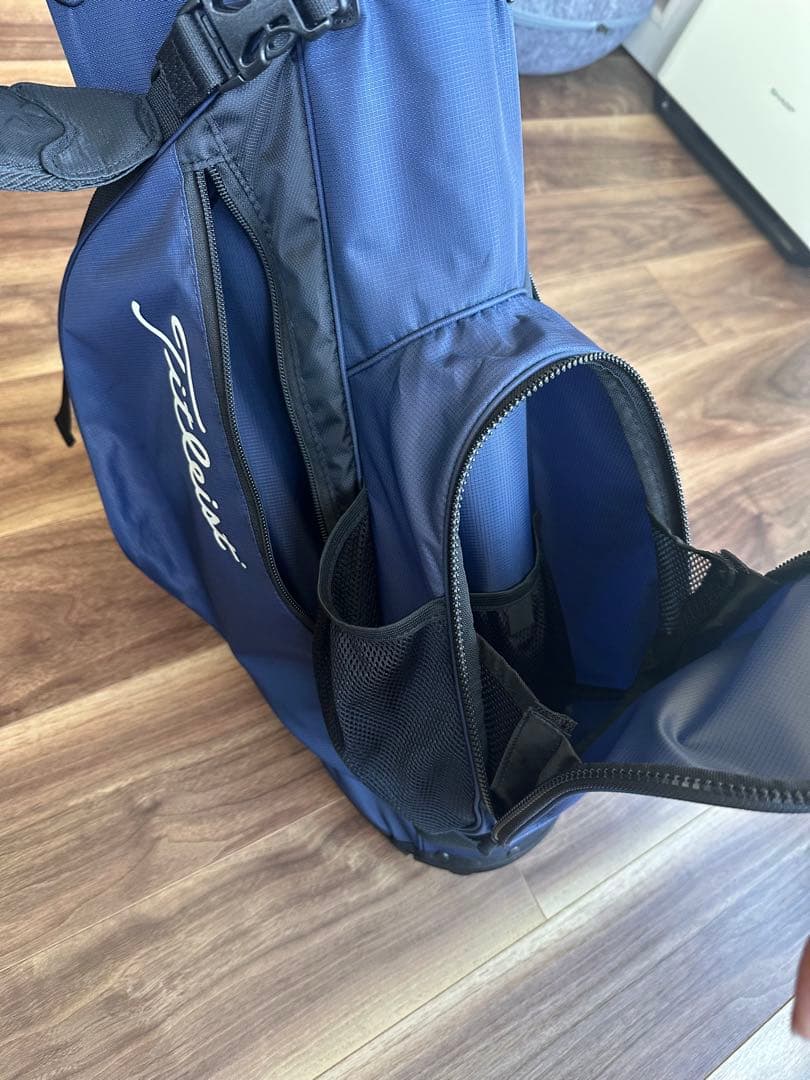 【未使用に近い】Titleist タイトリスト軽量スタンドキャディバッグネイビー