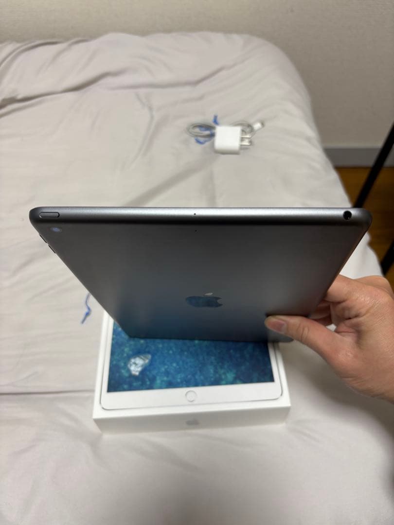 Apple ipad 第8世代 32GB バテッリー容量90%