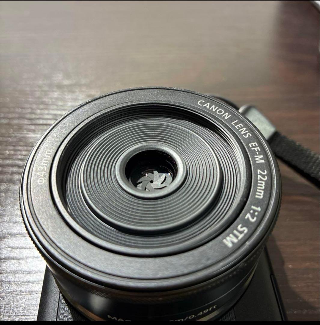 Canon EOS M100ミラーレスカメラ 22mmレンズ付き