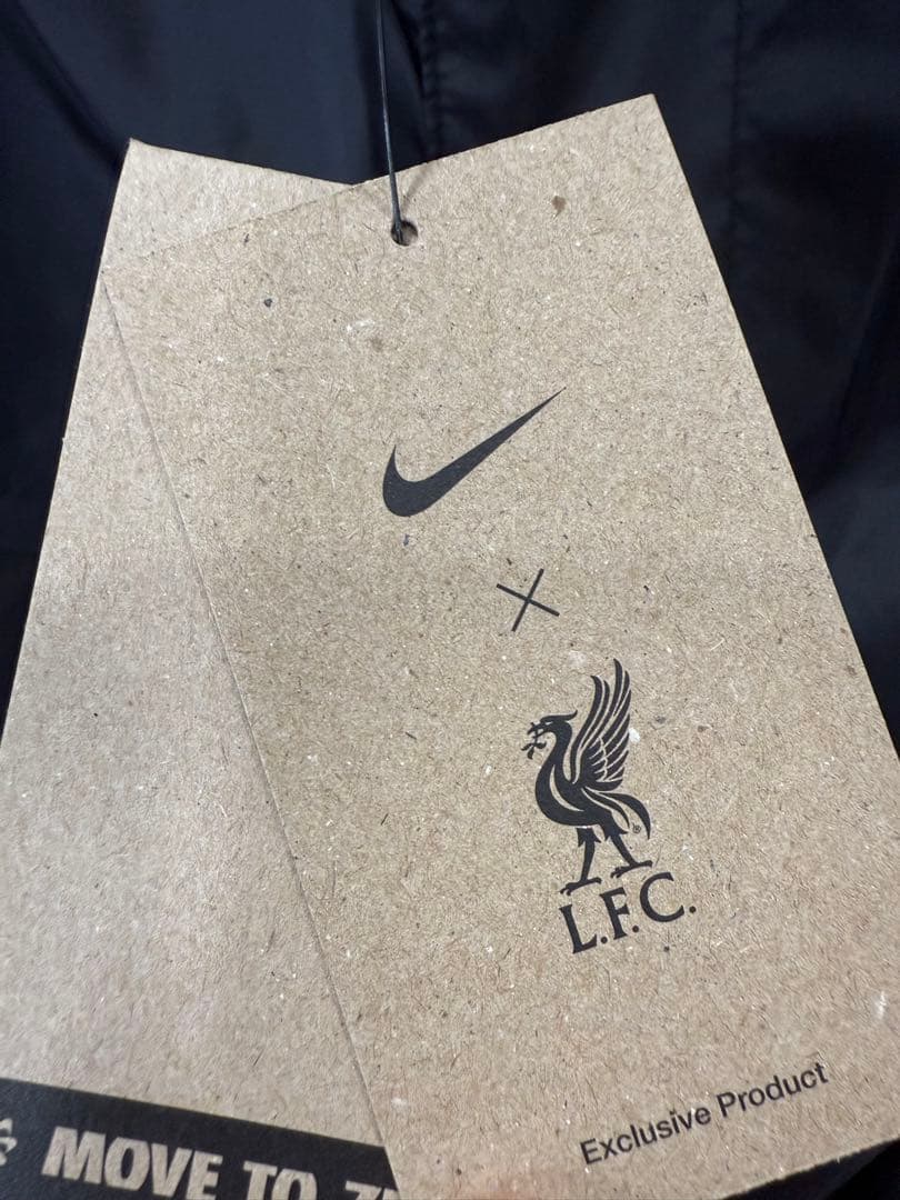 【新品】 リバプールFC NIKE テック パンツ エアーマックス