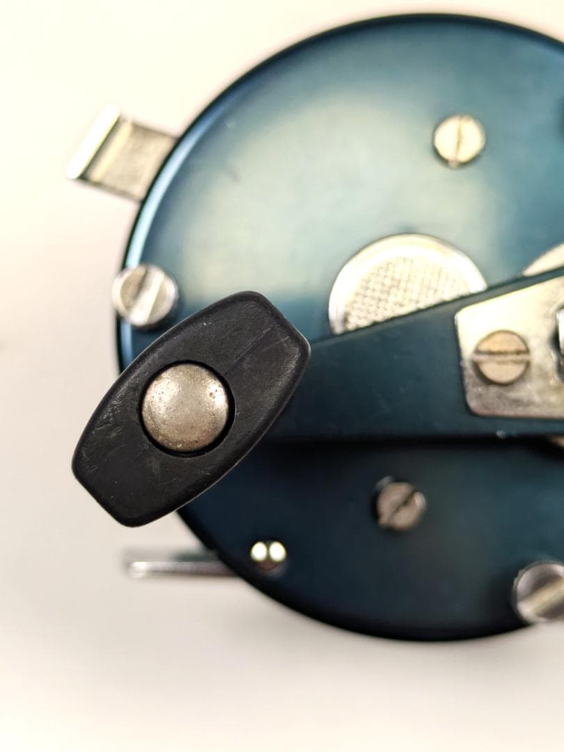 ジャンク品 ABU Ambassadeur5000D アブアンバサダー5000D