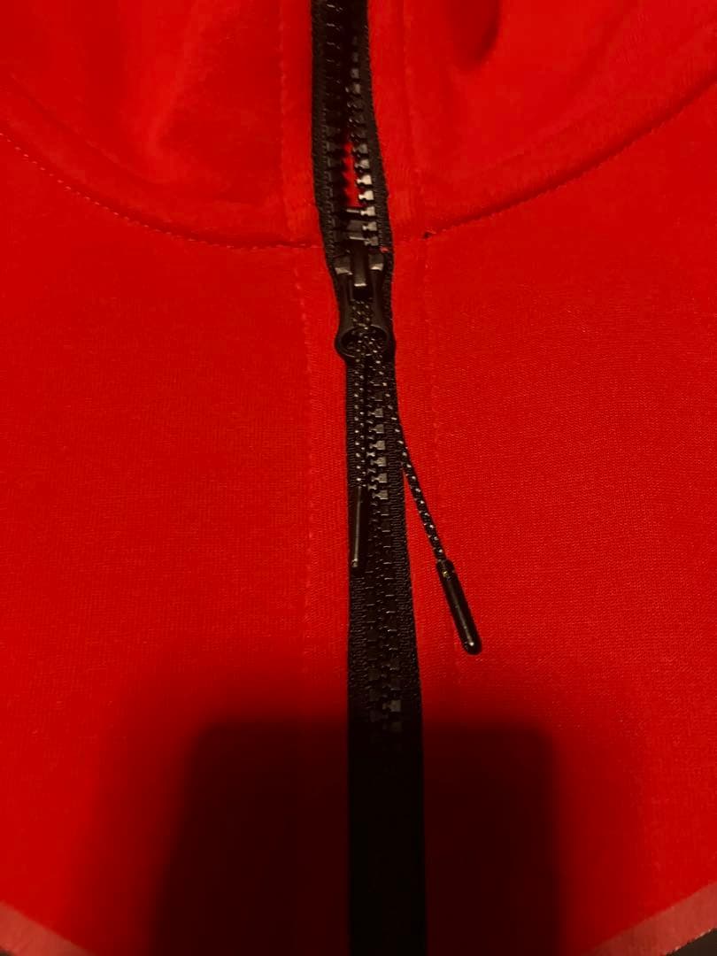 NIKE テックフリース　赤色　正規品