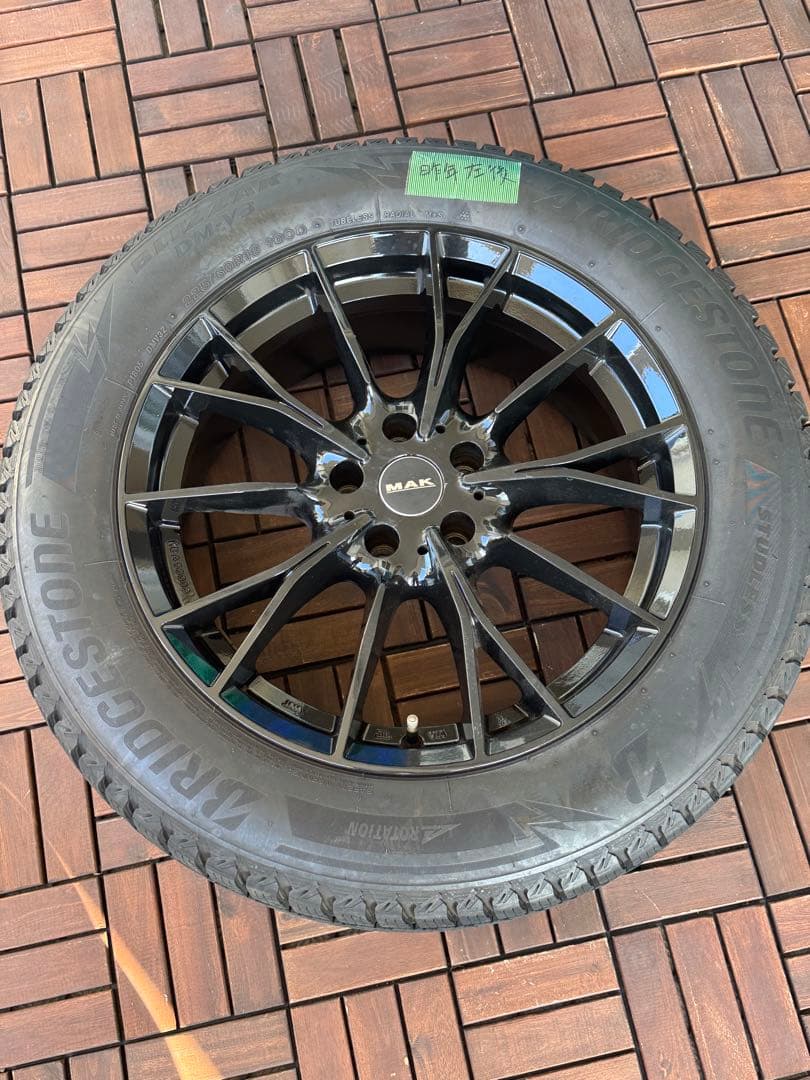 美品BMWX３ブリヂストンBLIZZAKタイヤホイールセットR18 スタッドレス