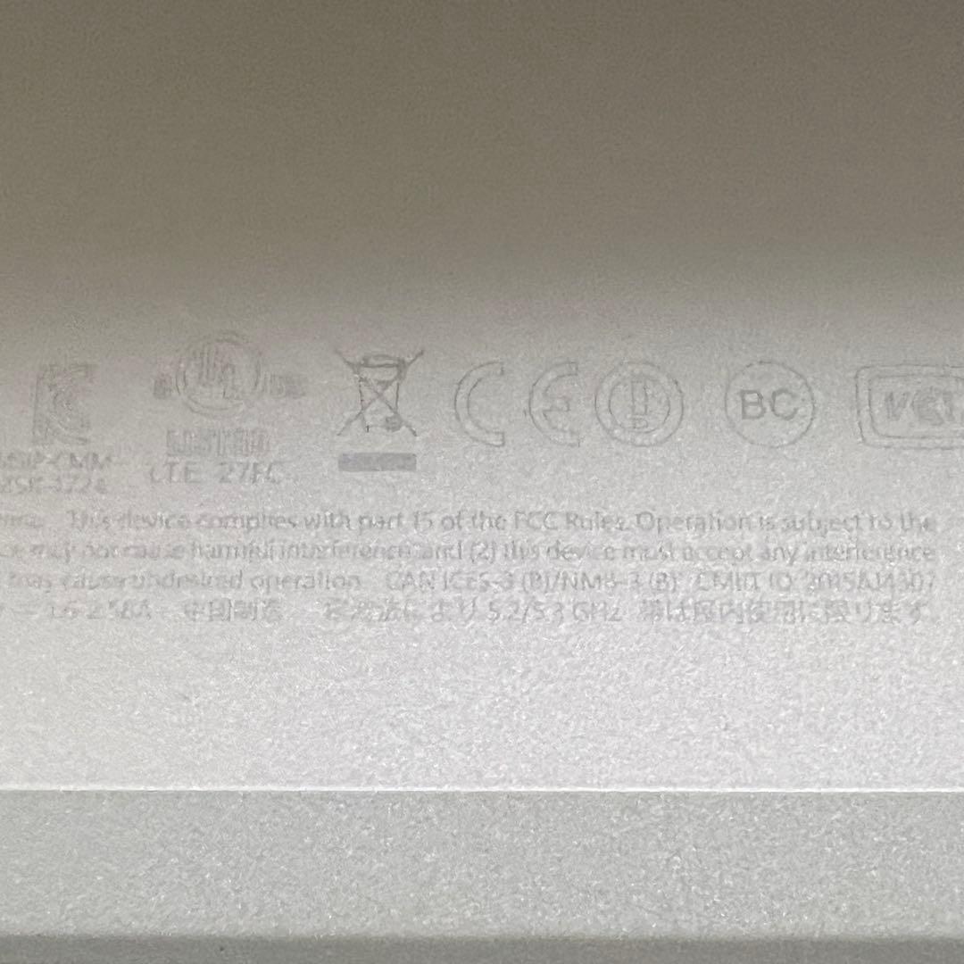 Microsoft Surface Pro 4 本体 + キーボードカバー