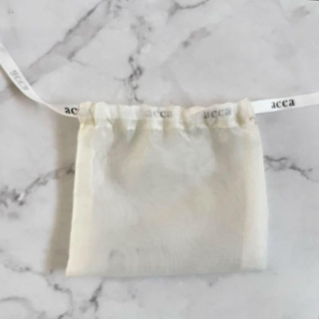 美品　acca アッカ　ミンクファー　スワロフスキー付きヘアクリップ