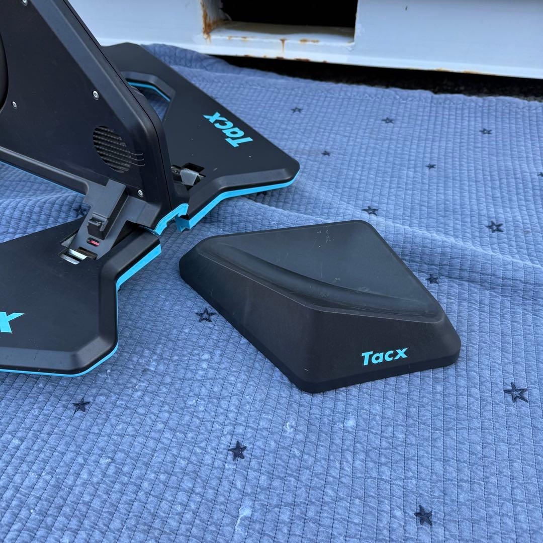 ローラー台 Tacx Neo2 Smart スマートトレーナー 定価22万円
