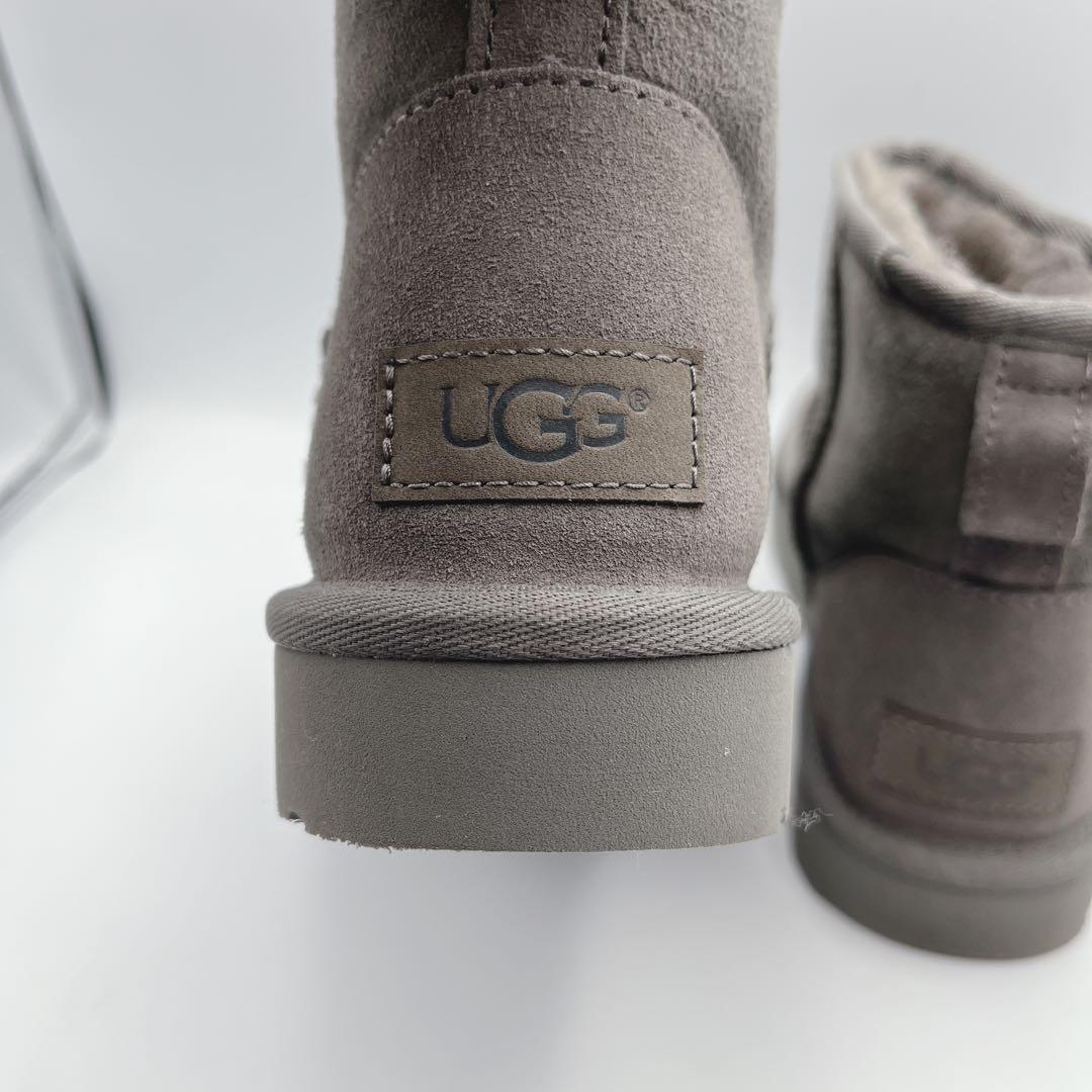 UGG CLASSIC MINI II ムートンブーツ【23cm】